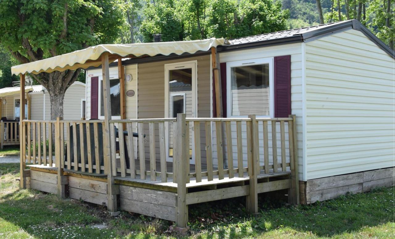 Avec Piscine Et Riviere A Sur Rhone Ardeche Campingplatz *