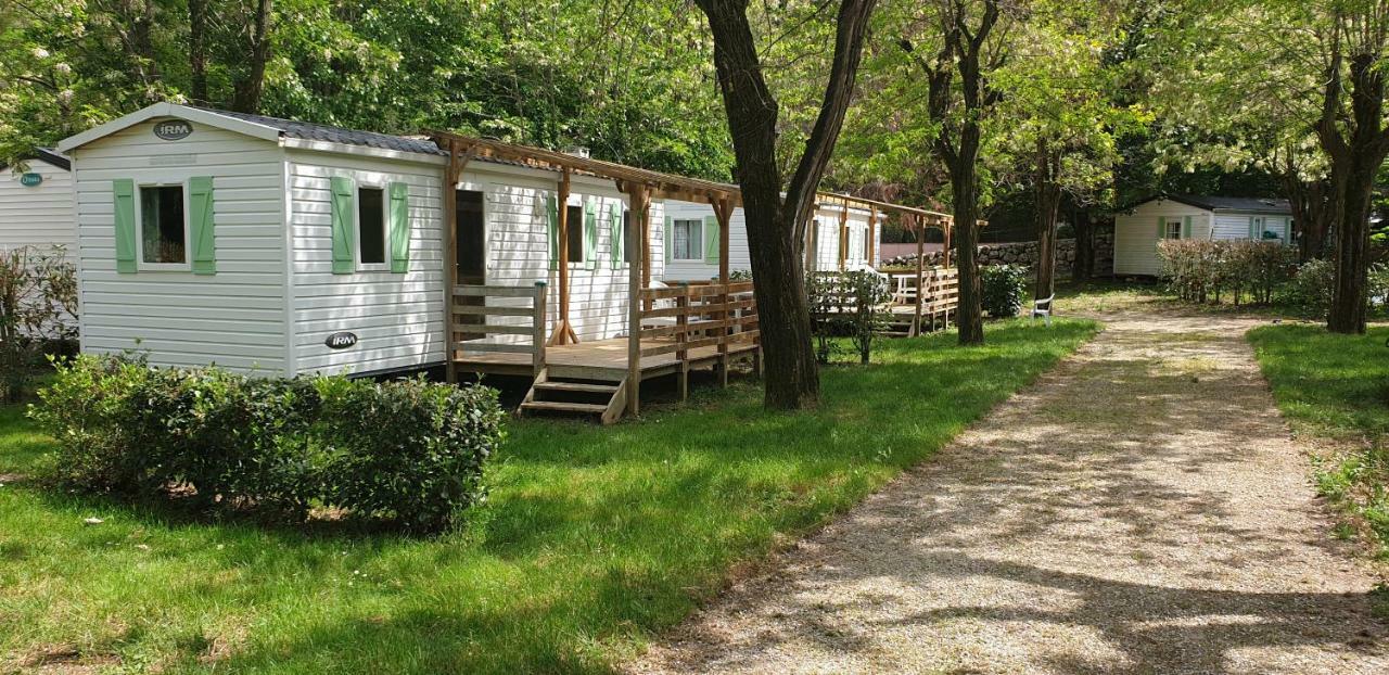 Avec Piscine Et Riviere A Sur Rhone Ardeche Campingplatz Tournon-sur-Rhone